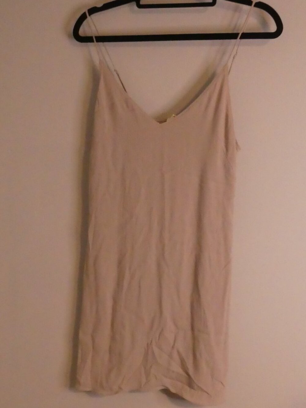 WILFRED FREE V-Neck Mini Slip Textured Dress Beige - size xxs